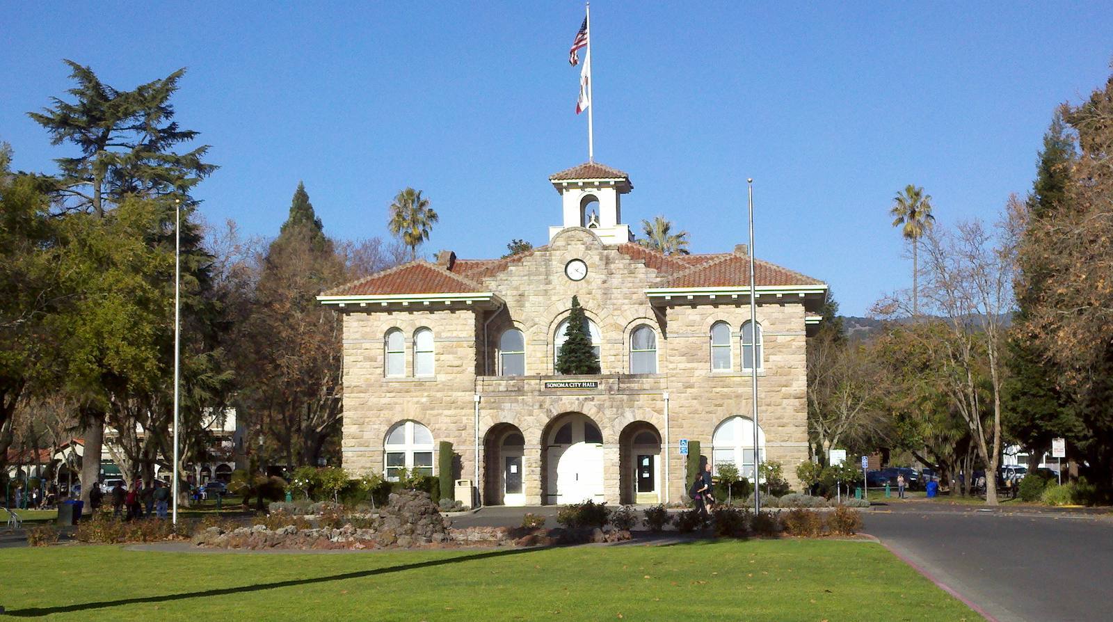 Sonoma City Hall on Sonoma Plaza